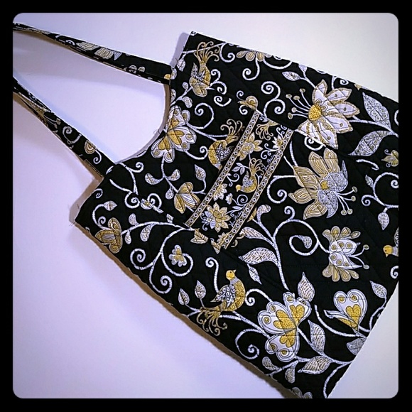 Vera Bradley Handbags - Vera Bradley Tote Bag Retired Print